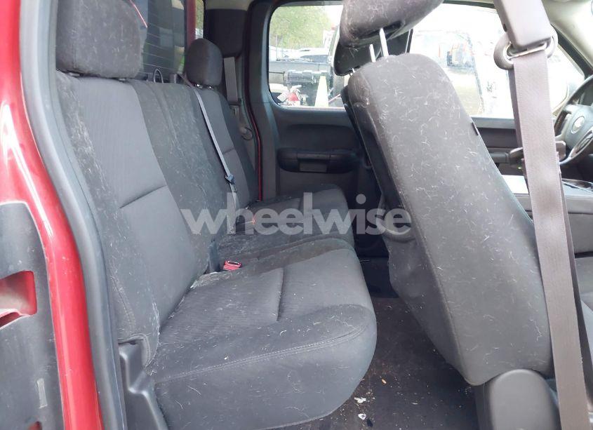 Photo 8 of 2013 Chevrolet Silverado 1500 LT (VIN 1GCRKSE76DZ415215)
