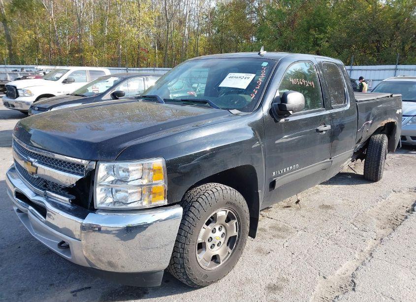 Photo 2 of 2012 Chevrolet Silverado 1500 LT (VIN 1GCRKSE77CZ264660)