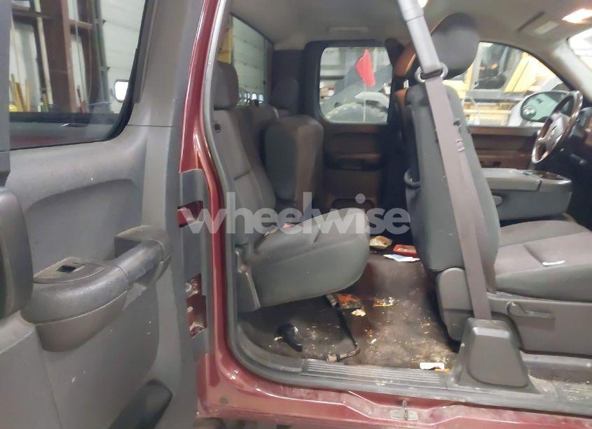 Photo 8 of 2013 Chevrolet Silverado 1500 LT (VIN 1GCRKSE77DZ168903)