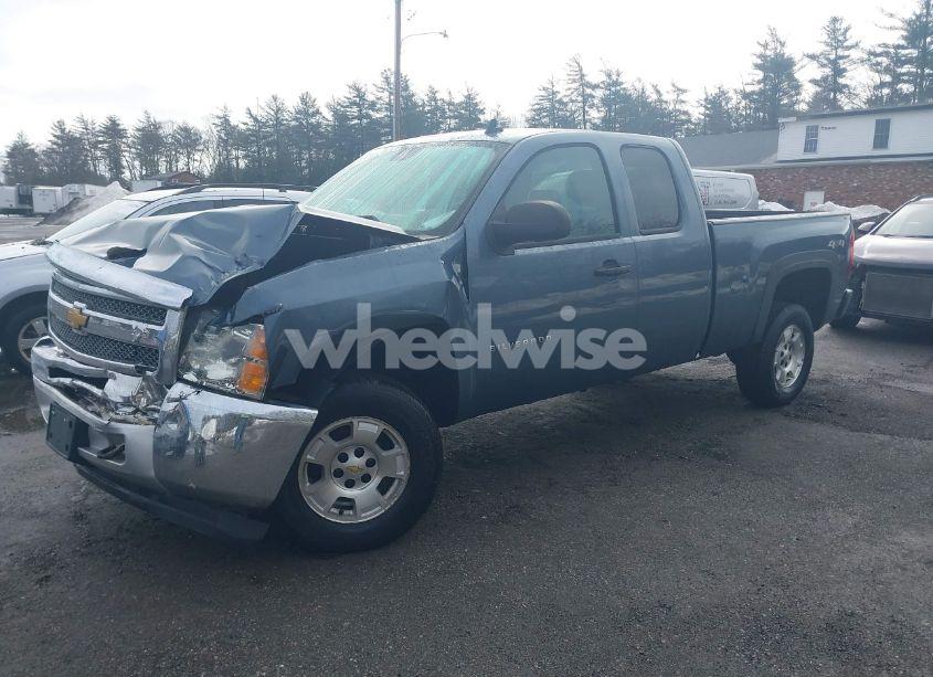 Photo 2 of 2013 Chevrolet Silverado 1500 LT (VIN 1GCRKSE77DZ175589)