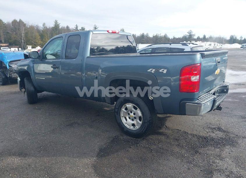 Photo 3 of 2013 Chevrolet Silverado 1500 LT (VIN 1GCRKSE77DZ175589)
