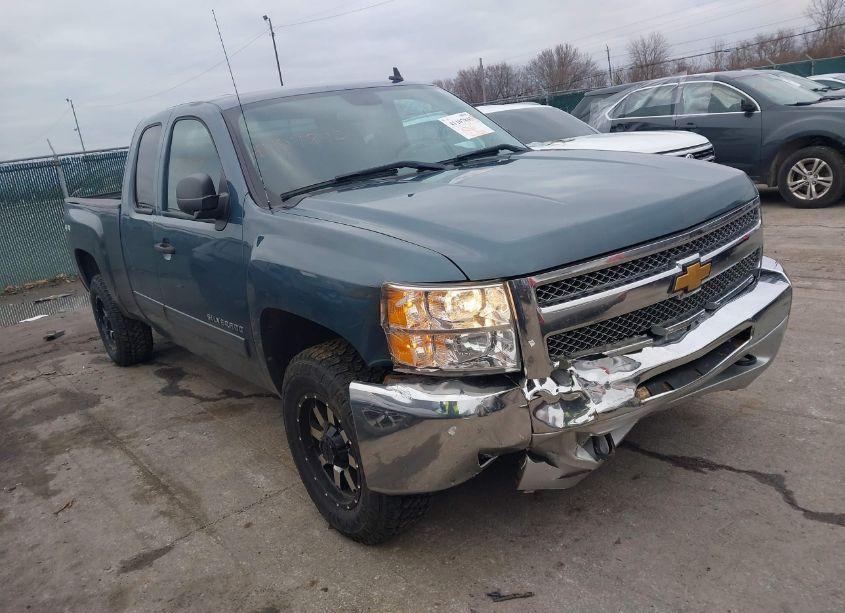 2013 Chevrolet Silverado 1500 LT (VIN 1GCRKSE77DZ228551) main photo