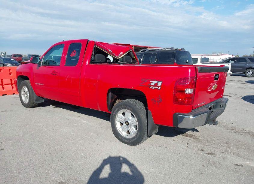 Photo 3 of 2013 Chevrolet Silverado 1500 LT (VIN 1GCRKSE77DZ308724)