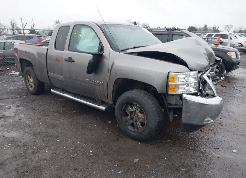 2013 Chevrolet Silverado 1500 LT (VIN 1GCRKSE77DZ349595) main photo