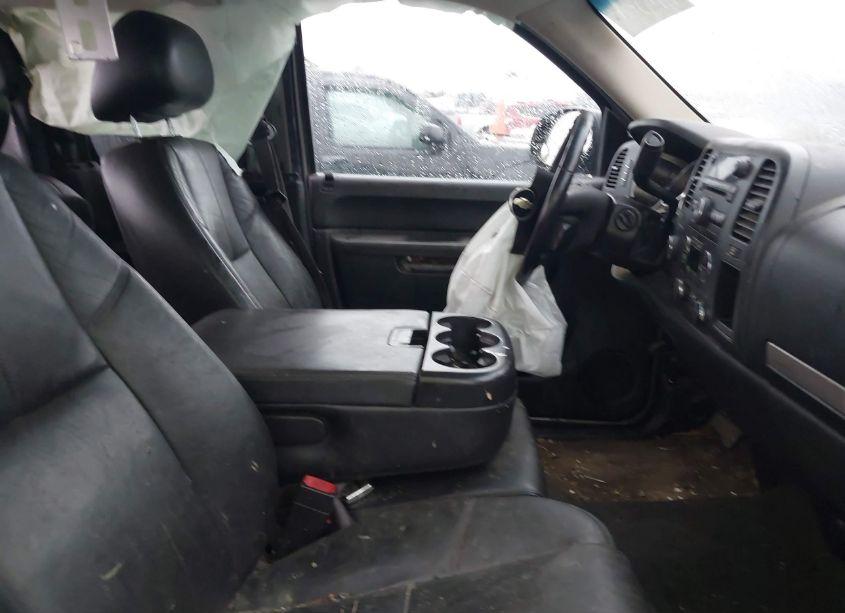 Photo 5 of 2013 Chevrolet Silverado 1500 LT (VIN 1GCRKSE77DZ349595)