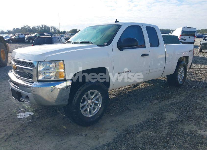 Photo 2 of 2012 Chevrolet Silverado 1500 LT (VIN 1GCRKSE78CZ327264)