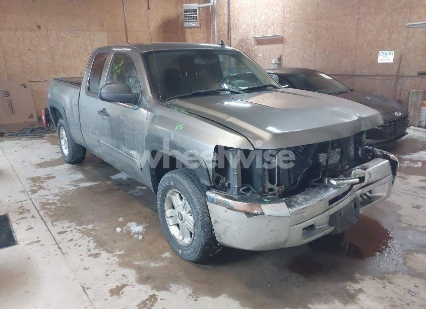 2013 Chevrolet Silverado 1500 LT (VIN 1GCRKSE78DZ243916) main photo