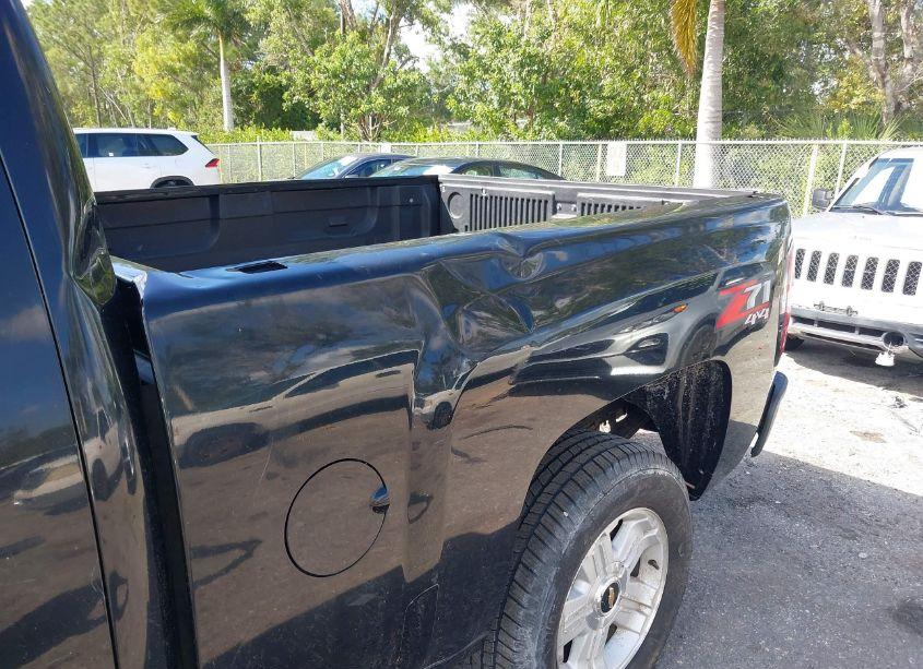 Photo 13 of 2013 Chevrolet Silverado 1500 LT (VIN 1GCRKSE78DZ245861)