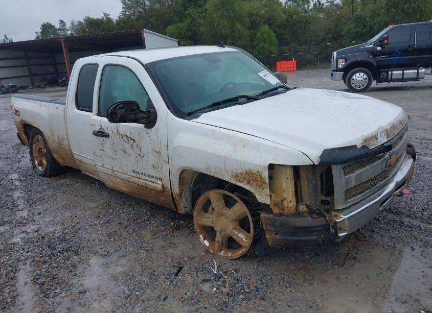 2013 Chevrolet Silverado 1500 LT (VIN 1GCRKSE78DZ247092) main photo