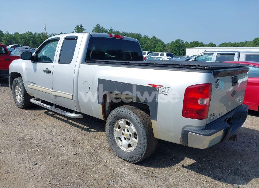 Photo 3 of 2013 Chevrolet Silverado 1500 LT (VIN 1GCRKSE78DZ285227)