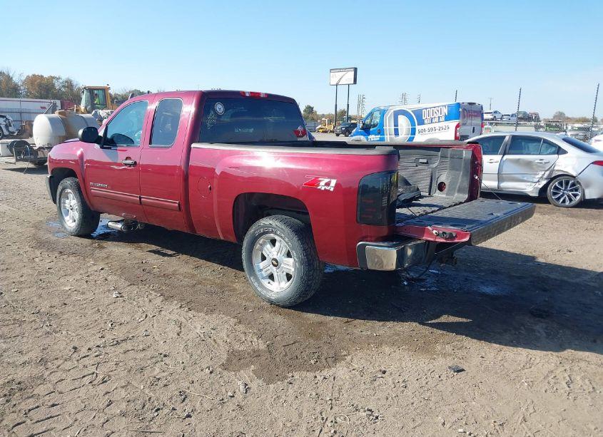 Photo 3 of 2013 Chevrolet Silverado 1500 LT (VIN 1GCRKSE78DZ409478)