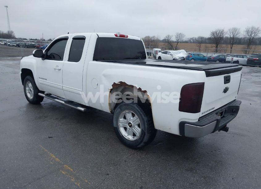 Photo 3 of 2012 Chevrolet Silverado 1500 LT (VIN 1GCRKSE79CZ131947)
