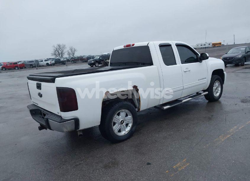 Photo 4 of 2012 Chevrolet Silverado 1500 LT (VIN 1GCRKSE79CZ131947)