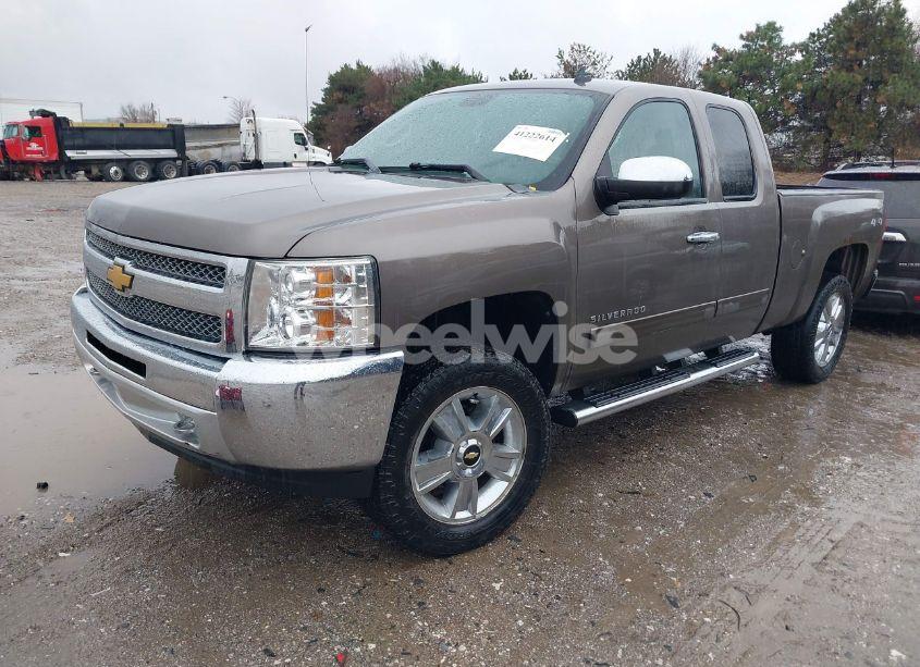 Photo 2 of 2012 Chevrolet Silverado 1500 LT (VIN 1GCRKSE79CZ204475)