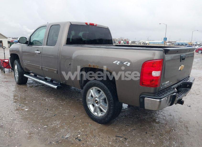 Photo 3 of 2012 Chevrolet Silverado 1500 LT (VIN 1GCRKSE79CZ204475)