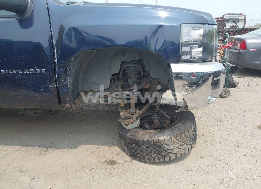 Photo 6 of 2012 Chevrolet Silverado 1500 LT (VIN 1GCRKSE79CZ237315)