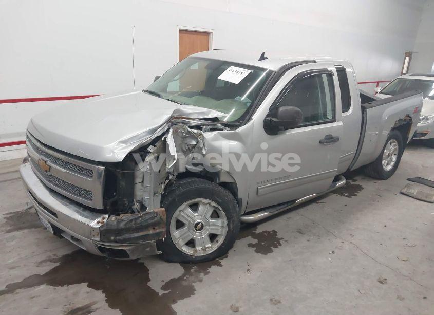Photo 2 of 2012 Chevrolet Silverado 1500 LT (VIN 1GCRKSE79CZ242529)