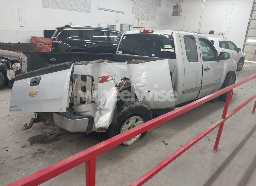 Photo 4 of 2012 Chevrolet Silverado 1500 LT (VIN 1GCRKSE79CZ242529)