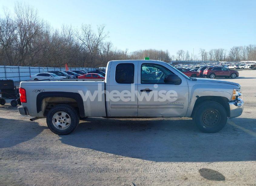 Photo 13 of 2013 Chevrolet Silverado 1500 LT (VIN 1GCRKSE79DZ276181)
