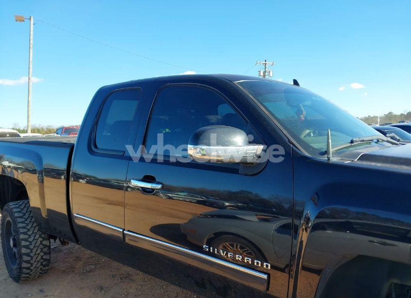 Photo 13 of 2013 Chevrolet Silverado 1500 LT (VIN 1GCRKSE79DZ298374)