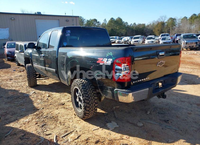 Photo 3 of 2013 Chevrolet Silverado 1500 LT (VIN 1GCRKSE79DZ298374)