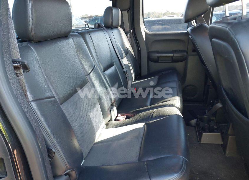Photo 8 of 2013 Chevrolet Silverado 1500 LT (VIN 1GCRKSE79DZ298374)