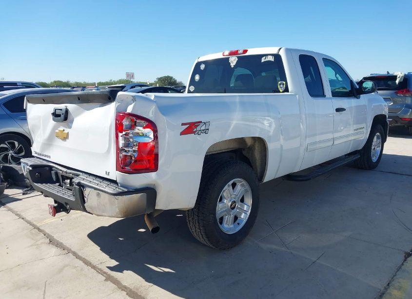 Photo 4 of 2013 Chevrolet Silverado 1500 LT (VIN 1GCRKSE79DZ351221)