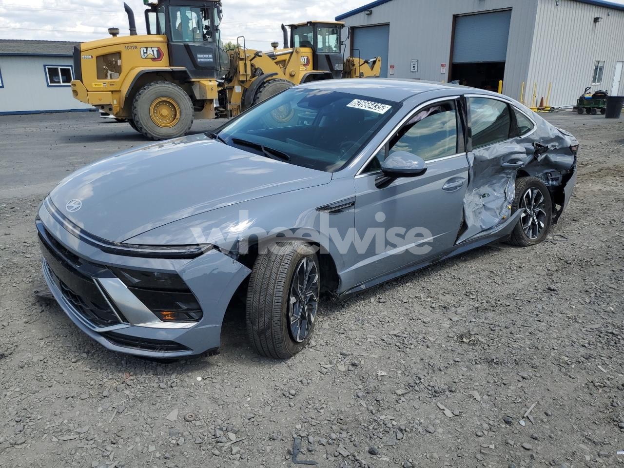 2025 HYUNDAI SONATA SEL (VIN 1GCRKSE79DZ379455) main photo