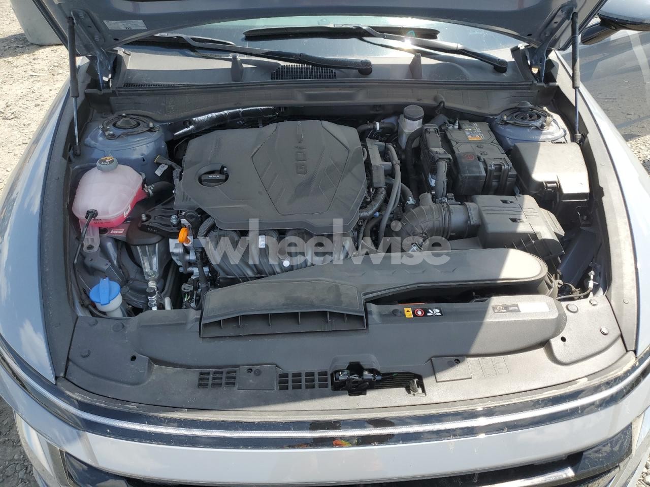 Photo 11 of 2025 HYUNDAI SONATA SEL (VIN 1GCRKSE79DZ379455)