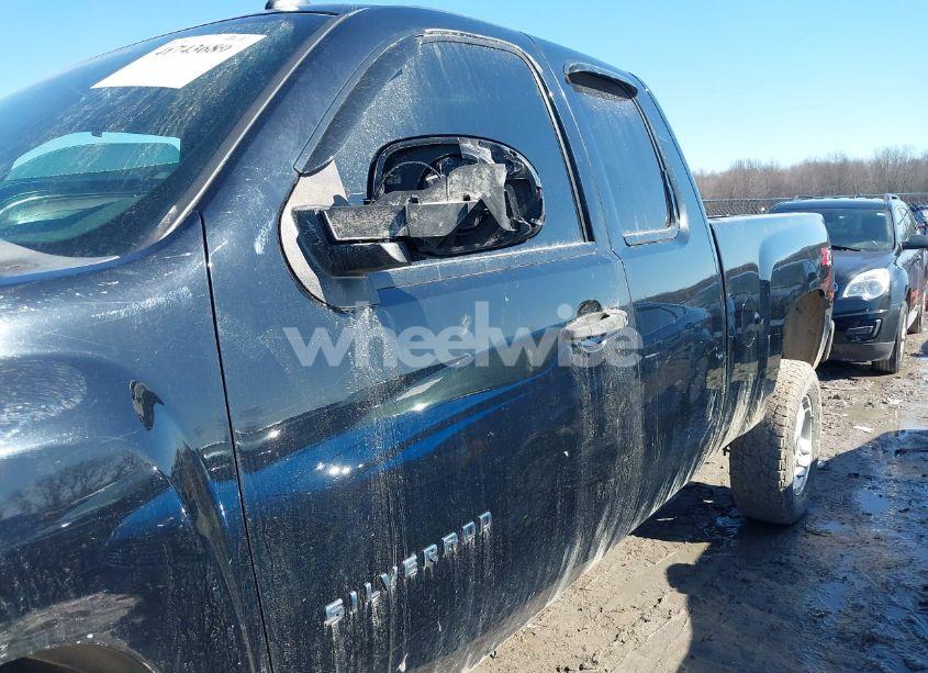 Photo 6 of 2013 Chevrolet Silverado 1500 LT (VIN 1GCRKSE79DZ388978)