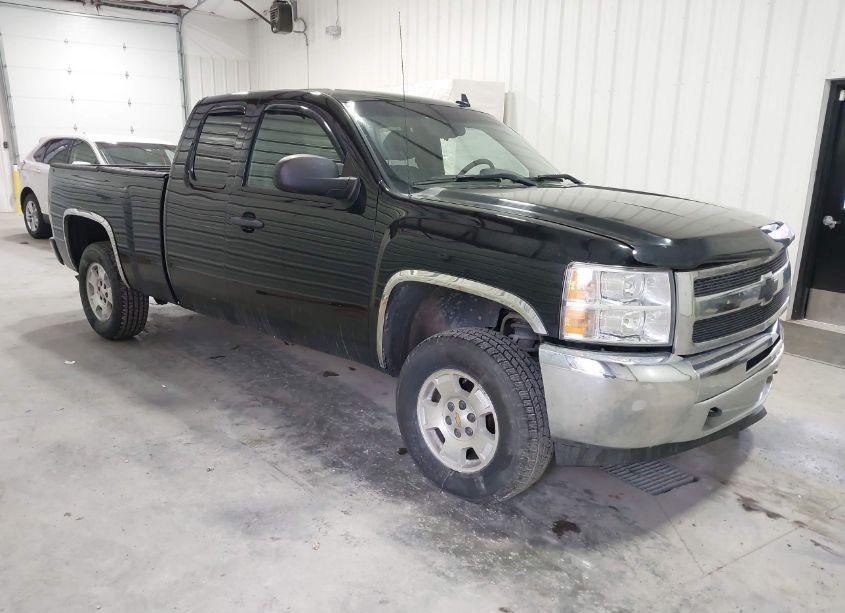 2013 Chevrolet Silverado 1500 LT (VIN 1GCRKSE79DZ412275) main photo