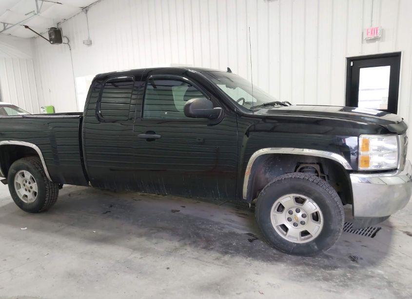 Photo 13 of 2013 Chevrolet Silverado 1500 LT (VIN 1GCRKSE79DZ412275)