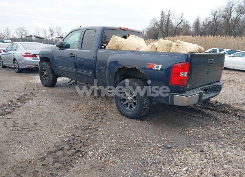 Photo 3 of 2012 Chevrolet Silverado 1500 LT (VIN 1GCRKSE7XCZ236464)