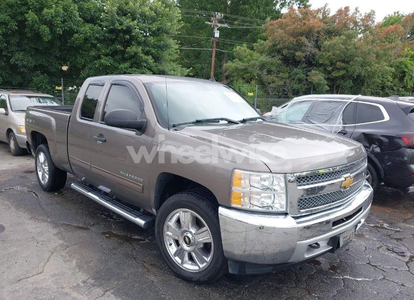 2012 Chevrolet Silverado 1500 LT (VIN 1GCRKSE7XCZ294817) main photo
