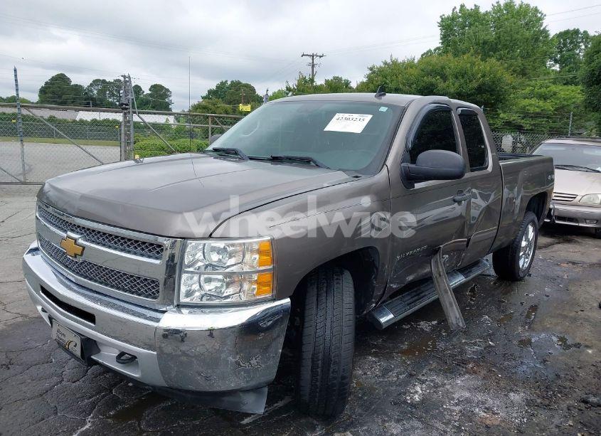 Photo 2 of 2012 Chevrolet Silverado 1500 LT (VIN 1GCRKSE7XCZ294817)