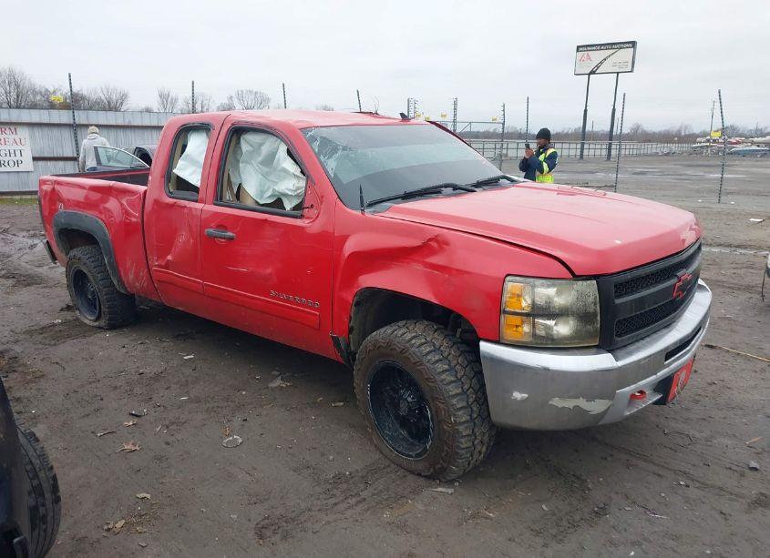 2013 Chevrolet Silverado 1500 LT (VIN 1GCRKSE7XDZ180964) main photo