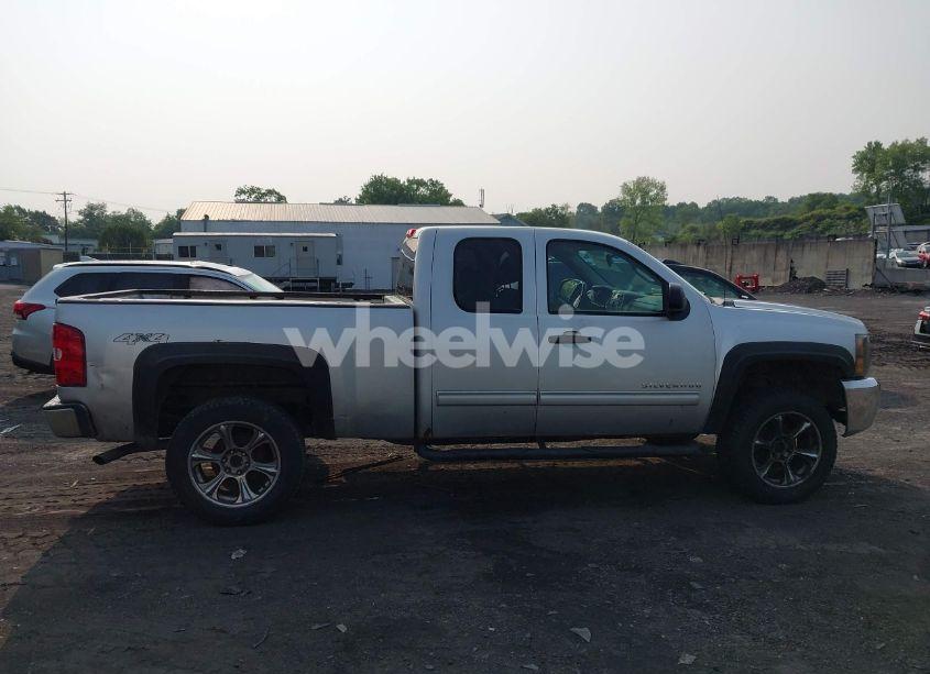 Photo 13 of 2013 Chevrolet Silverado 1500 LT (VIN 1GCRKSE7XDZ208763)