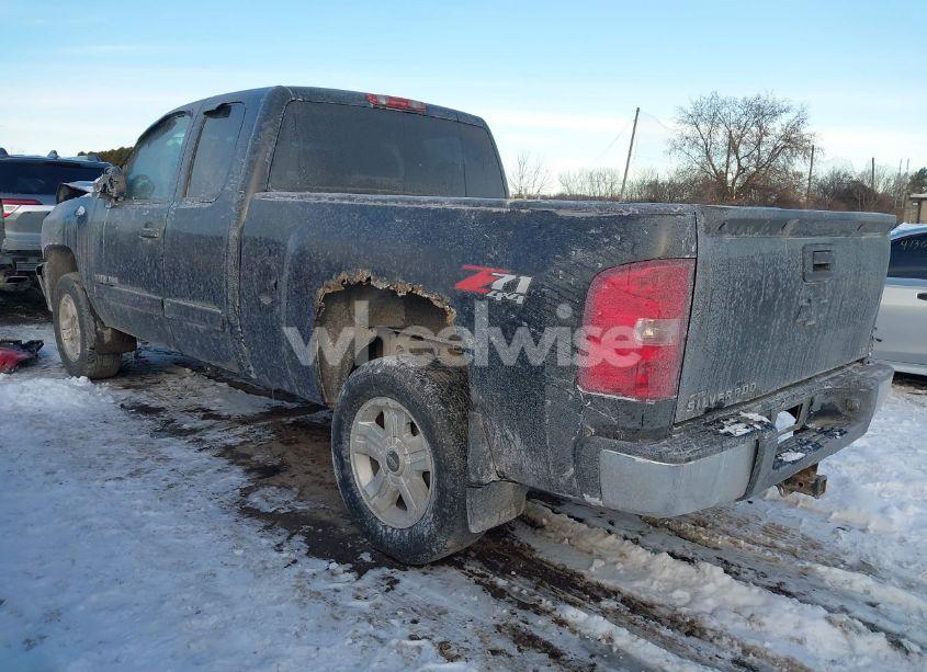 Photo 3 of 2013 Chevrolet Silverado 1500 LT (VIN 1GCRKSE7XDZ353687)