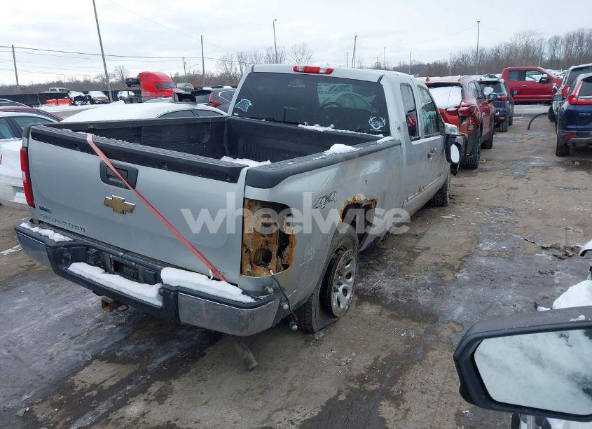 Photo 4 of 2011 Chevrolet Silverado 1500 LT (VIN 1GCRKSEA1BZ162247)