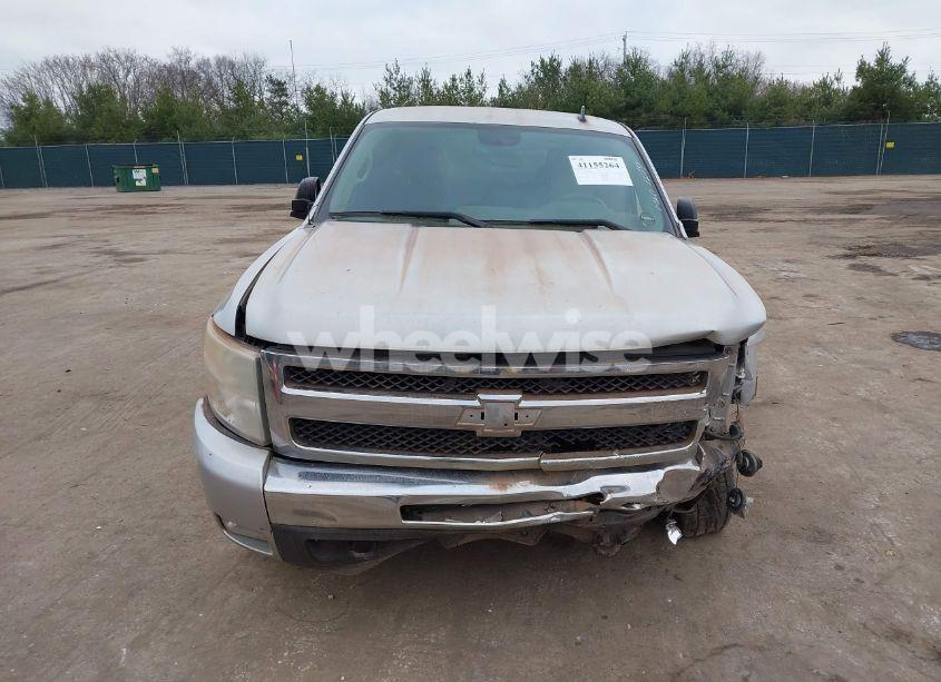 Photo 12 of 2011 Chevrolet Silverado 1500 LT (VIN 1GCRKSEA2BZ110383)