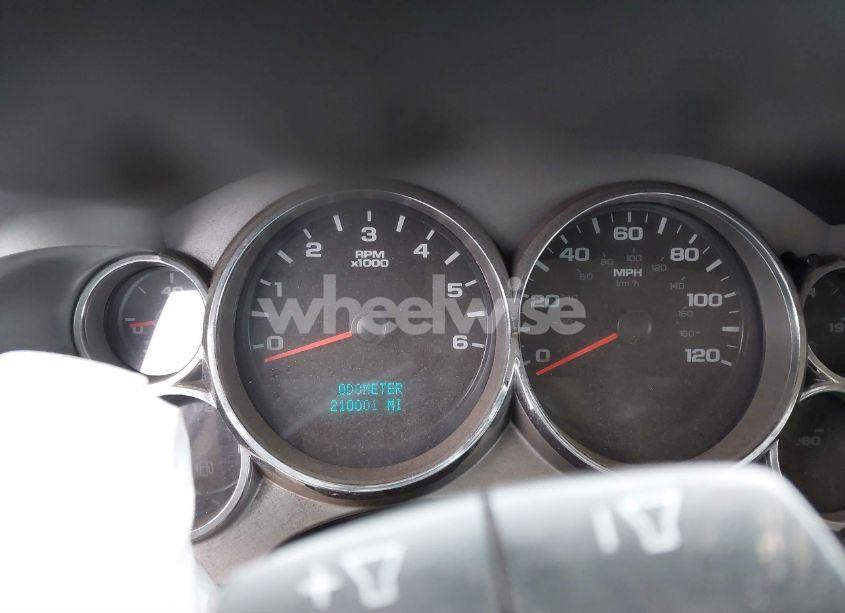 Photo 7 of 2011 Chevrolet Silverado 1500 LT (VIN 1GCRKSEA2BZ110383)