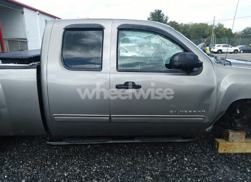 Photo 14 of 2013 Chevrolet Silverado 1500 LT (VIN 1GCRKSEA2DZ313342)