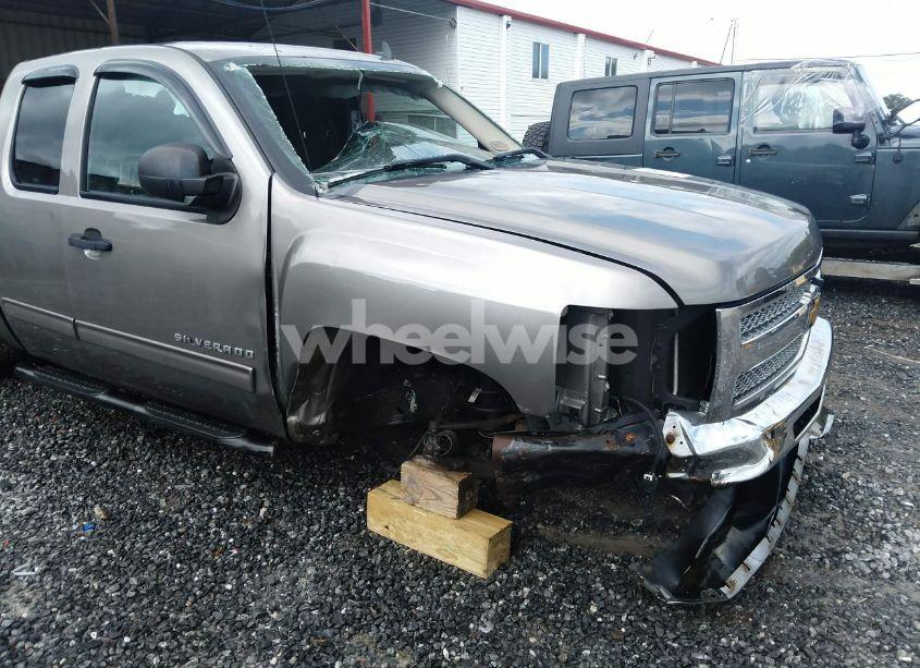 Photo 6 of 2013 Chevrolet Silverado 1500 LT (VIN 1GCRKSEA2DZ313342)