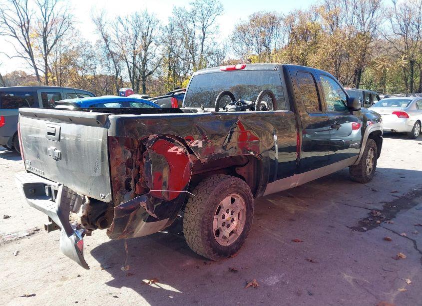 Photo 4 of 2011 Chevrolet Silverado 1500 LT (VIN 1GCRKSEA4BZ145846)