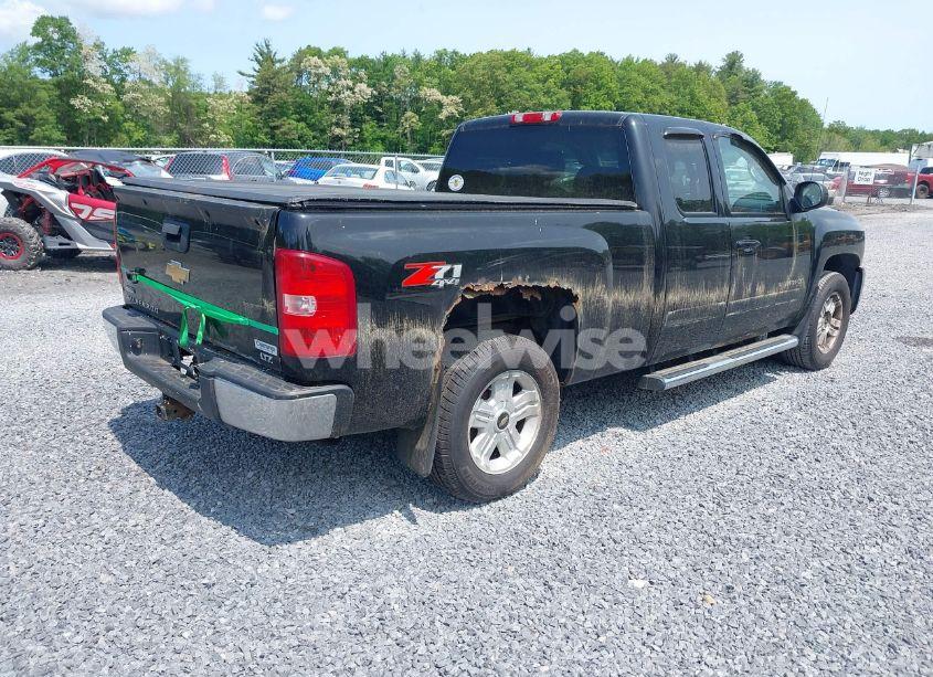 Photo 4 of 2011 Chevrolet Silverado K1500 LTZ (VIN 1GCRKTE30BZ110339)