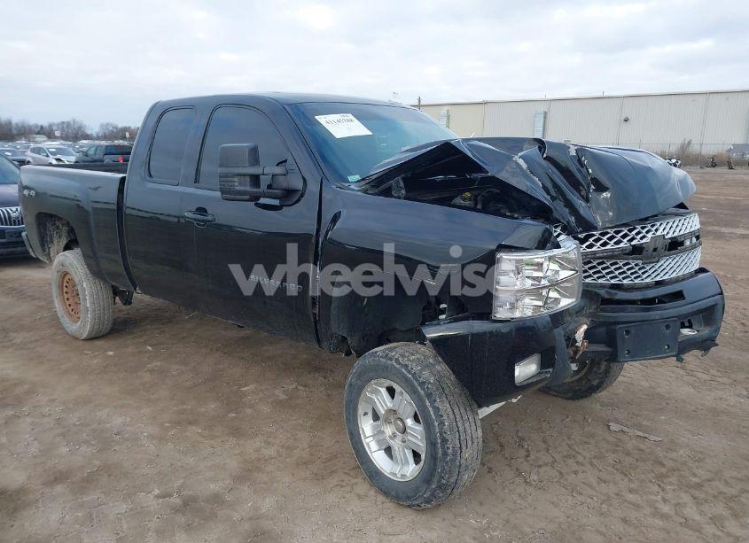 2011 Chevrolet Silverado 1500 LTZ (VIN 1GCRKTE30BZ420054) main photo
