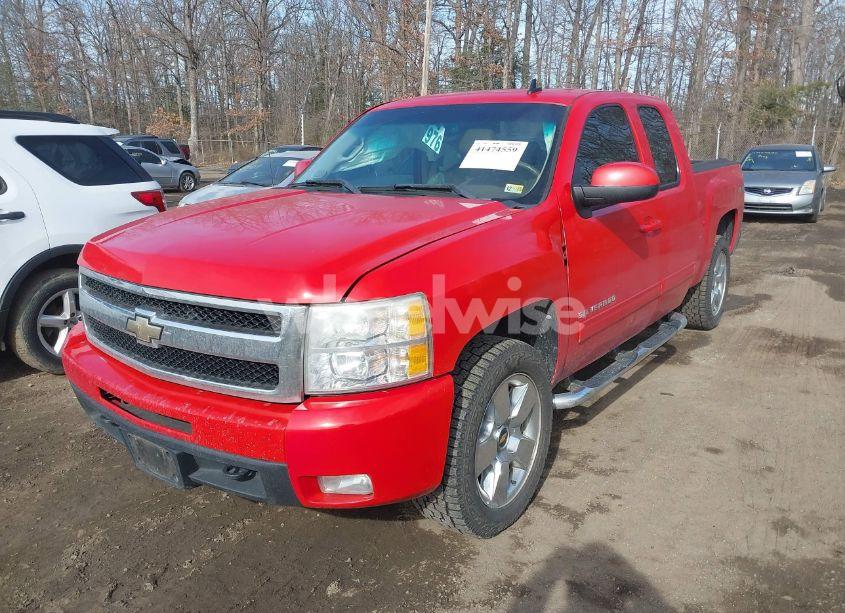 Photo 2 of 2011 Chevrolet Silverado 1500 LTZ (VIN 1GCRKTE34BZ268439)