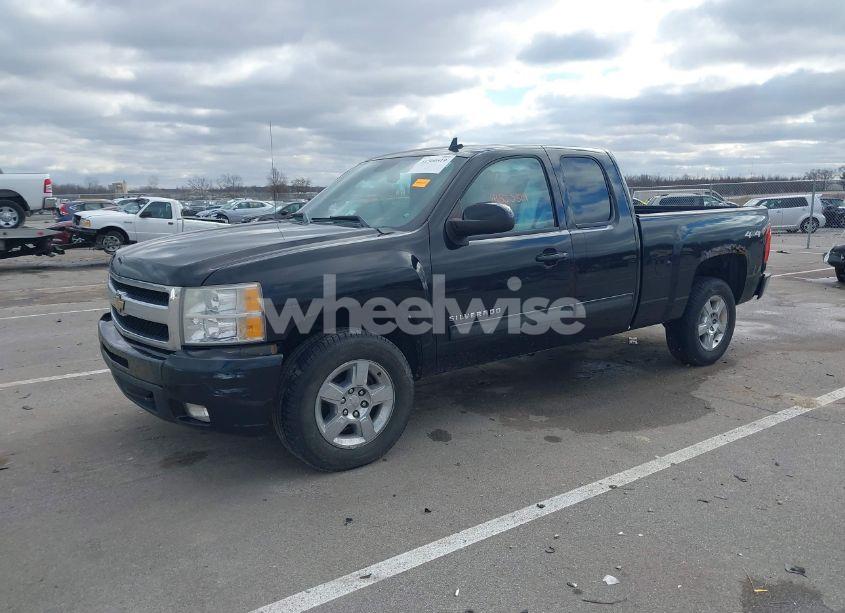 Photo 2 of 2011 Chevrolet Silverado 1500 LTZ (VIN 1GCRKTE37BZ394794)