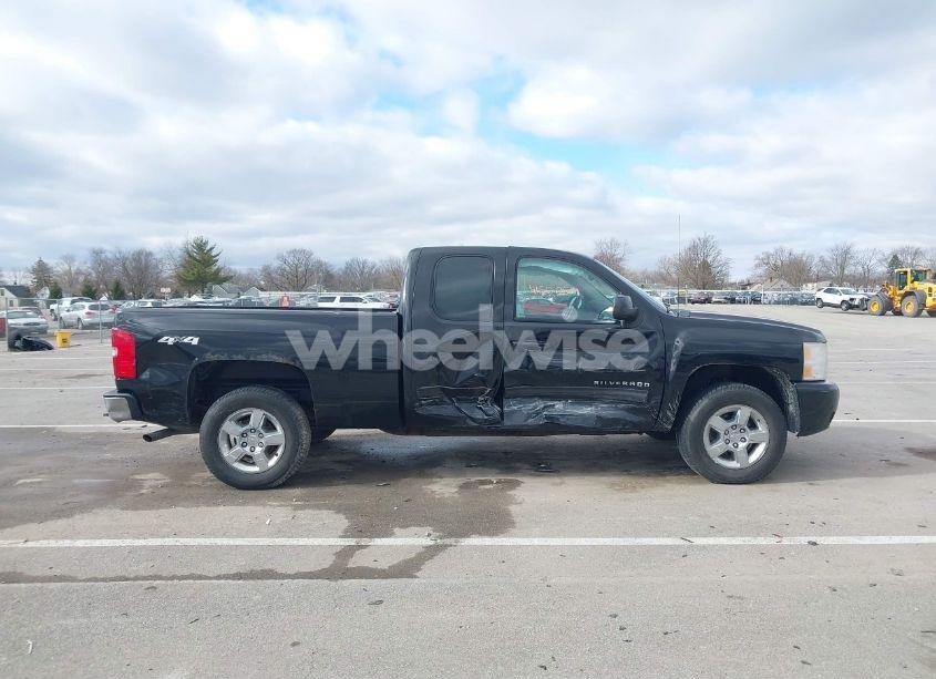 Photo 6 of 2011 Chevrolet Silverado 1500 LTZ (VIN 1GCRKTE37BZ394794)