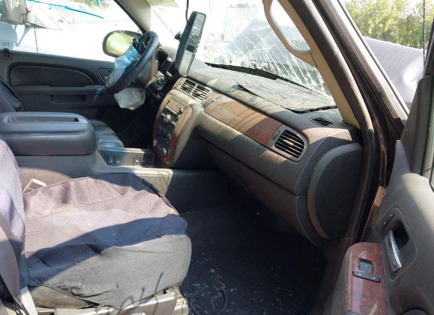 Photo 5 of 2011 Chevrolet Silverado 1500 LTZ (VIN 1GCRKTE39BZ158826)